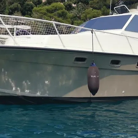 Elki4rent Hotel na wodzie *