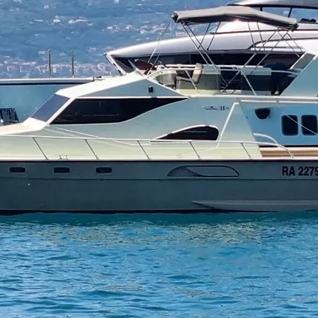 Elki4rent Botel La Spezia